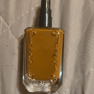 Radiant Glow Tan Foundation